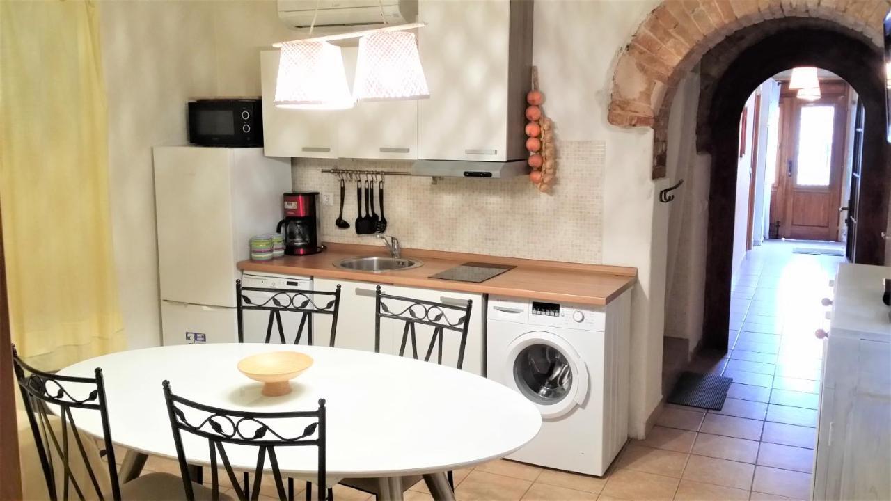 Authentic Mediterranean Apartment Split Exterior foto